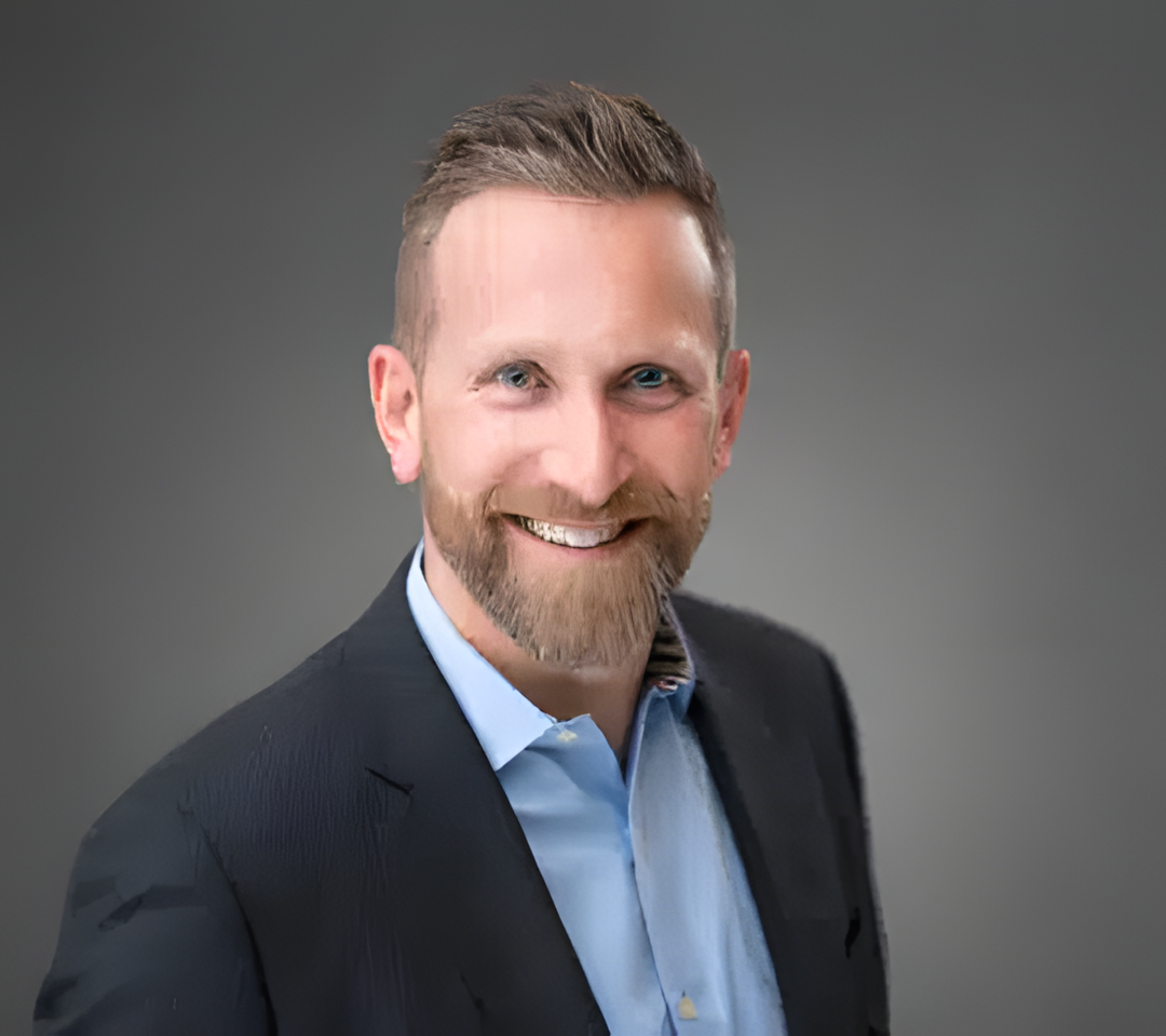 Charles Warren Headshot