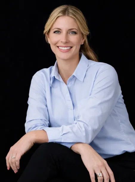 Jeanne Dosnay Headshot
