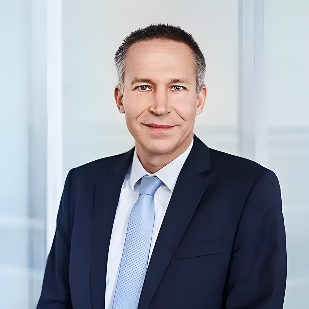 Jens Siegloch Headshot