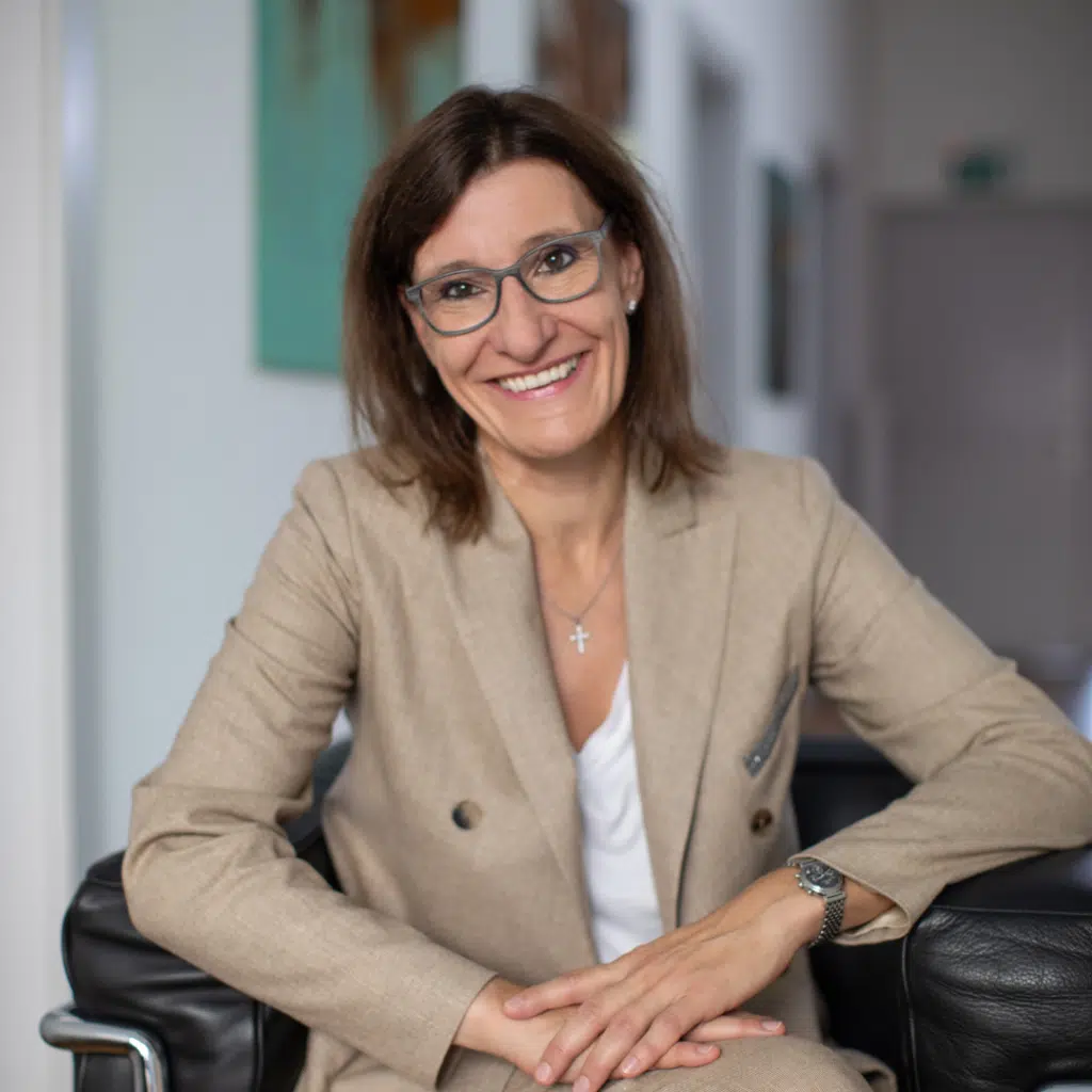 Sandra Vontobel Headshot